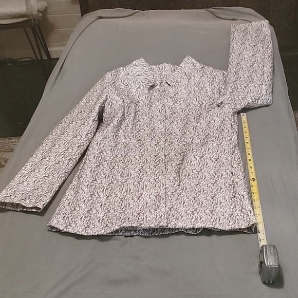 Blue and White Lined Coat - Picture 6 of 8